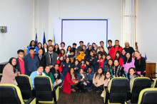 Interculturalidad y vinculación con el medio: estudiantes participaron en taller de instrumentos filipinos