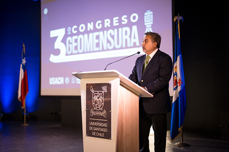 Dr. Marcelo Caverlotti Silva, jefe de carrera de Ingeniería Civil en Geomensura y Geomática.