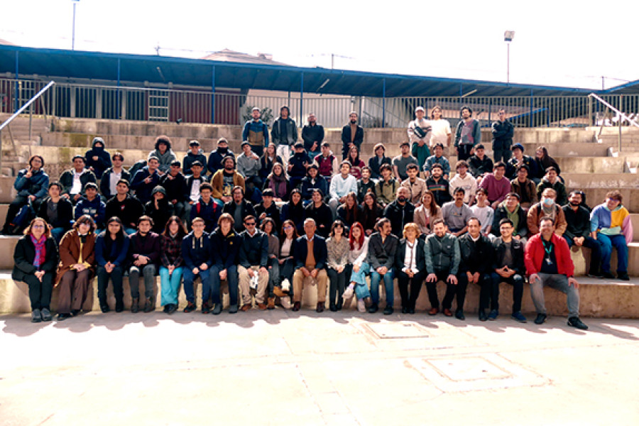 Asistentes del Seminario de Ciencia de la Computación posando 