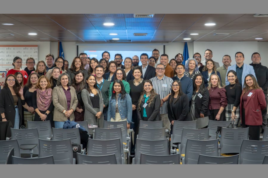 En la fotografía aparece los coordinadores PACE que asistieron al evento. son alrededor de 50 personas